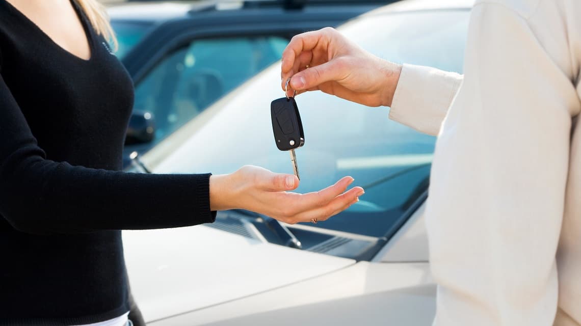 Tips and Tricks to Rent a Car in Dubai